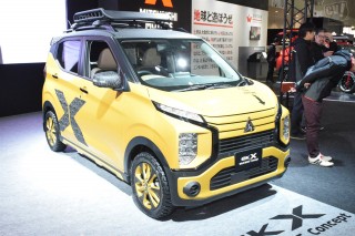 三菱自動車 eKクロス WILD BEAST Concept